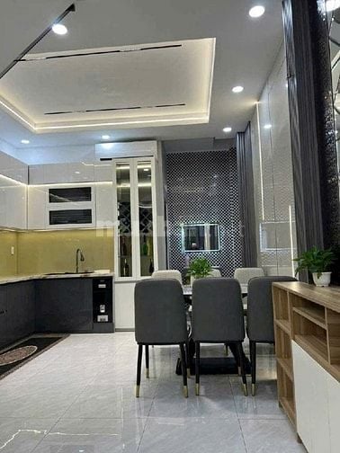 BÁN NHÀ ĐƯỜNG HÔ VĂN HUÊ PHƯỜNG 10 GIÁ CHỈ 3TỶ2 TL 55M2 SHR