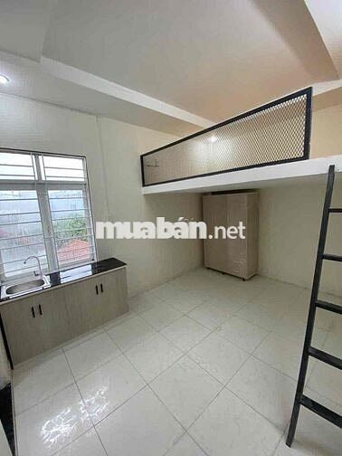 Phòng Cửa sổ Full Nội Thất ĐHT 42