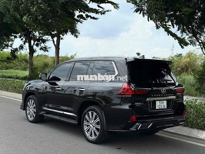 xe Lexus LX 2***0 km xem xe quận 12