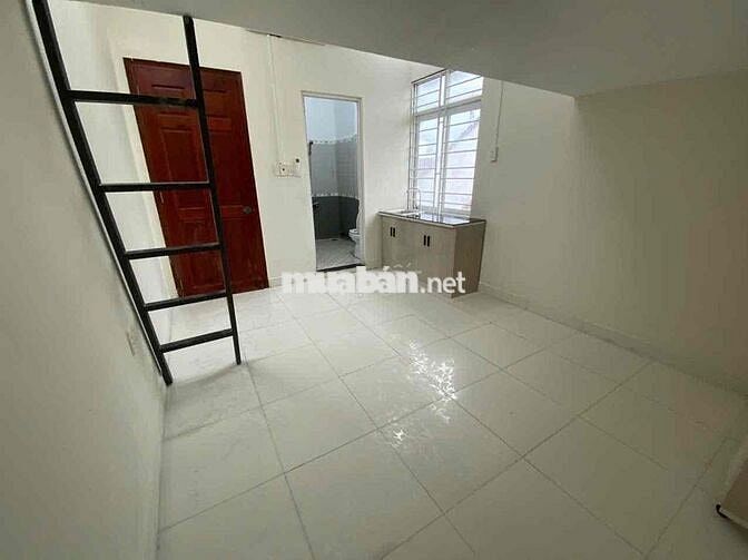 Phòng Cửa sổ Full Nội Thất ĐHT 42