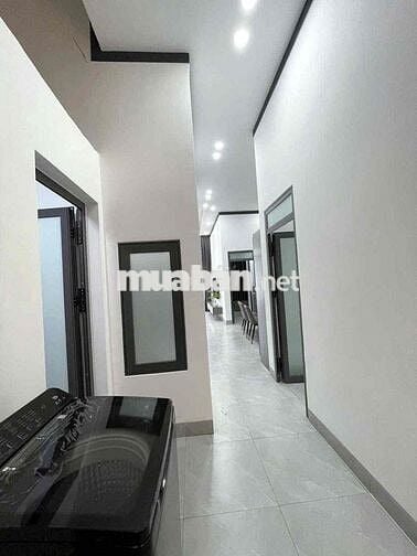 nhà ngộp bán gấp150m2 giá 1ty240tr shr ở TÂN QUÍ TÂY