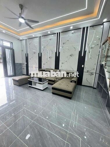 Bán nhà lầu 3PN Dt120m sàn full nội thất 2ty650 tân hiệp tân Uyên
