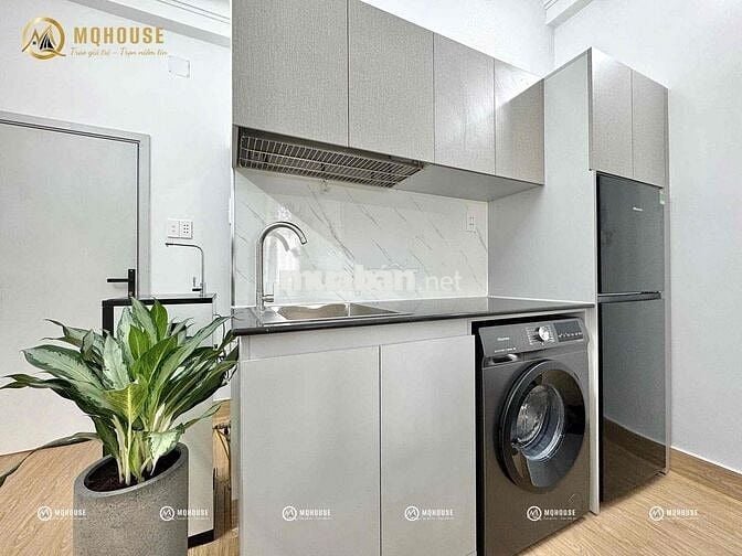 CĂN HỘ 1 PHÒNG NGỦ - BAN CÔNG MÁY GIẶT RIÊNG AN NINH 24/7 KẾ ĐH VLU