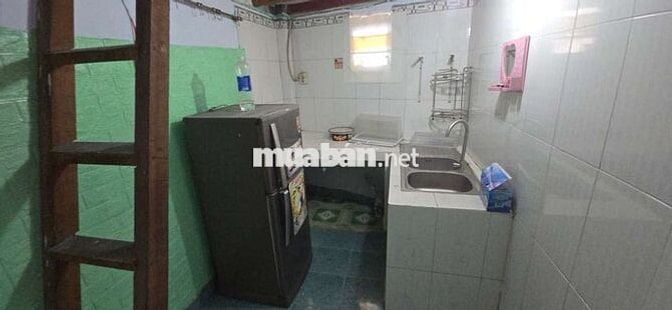 Nhà nguyen căn dien tích sd 150m2 bình hòa 23