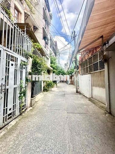 Bán nhà trung tâm Tân Bình, gần Út Tịch  24m², 3 tầng, pháp lý rõ ràng