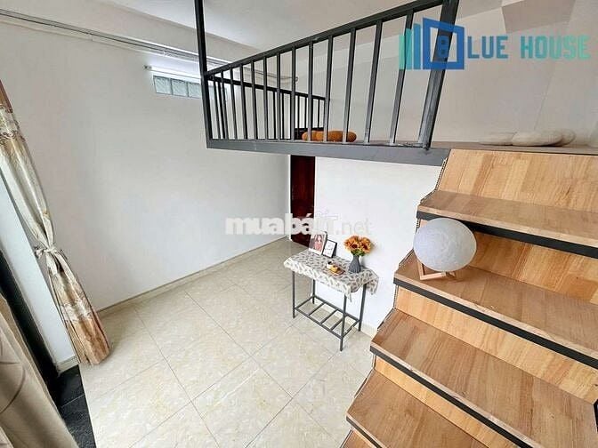 CHO THUÊ CĂN HỘ BAN CÔNG NẰM GIỮA ĐẠI HỌC CÔNG THƯƠNG VÀ VĂN HIẾN
