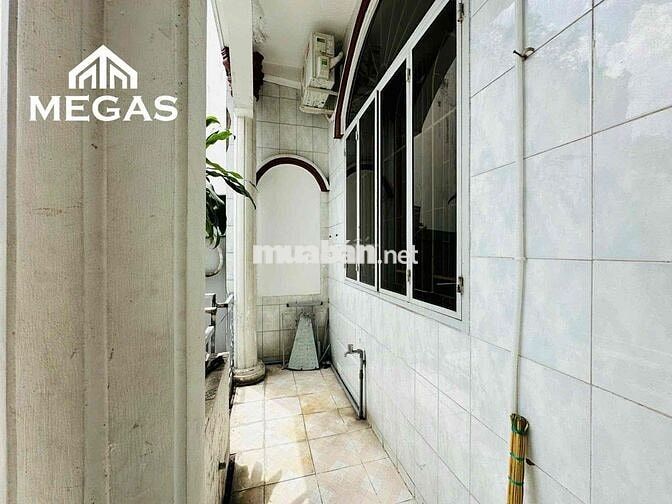 🌆 PHÒNG TRỌ GIÁ RẺ SIÊU RỘNG CÓ BAN CÔNG CỬA SỔ TO