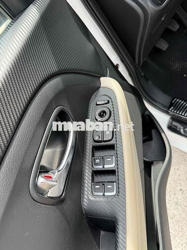 Kia Rondo 2020 - 85000 km Xe 1 Chủ Không Dịch Vụ