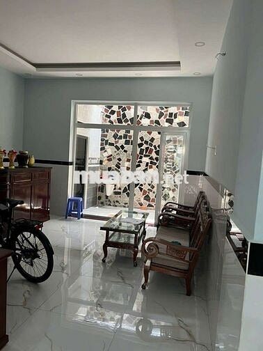 NHÀ 5X20M 3 TẤM CÓ THANG MÁY NGAY CHUNG CƯ