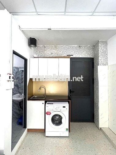 Studio Cửa Sổ Lớn 25m2 - gần CĐ Kinh Tế Đối Ngoại - Phan Xích Long