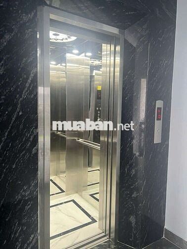 NHÀ 5X20M 3 TẤM CÓ THANG MÁY NGAY CHUNG CƯ