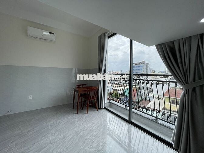 CĂN HỘ DUPLEX FULL NỘI THẤT - BAN CÔNG MỚI XÂY 100% NGAY SAU ĐH VLU