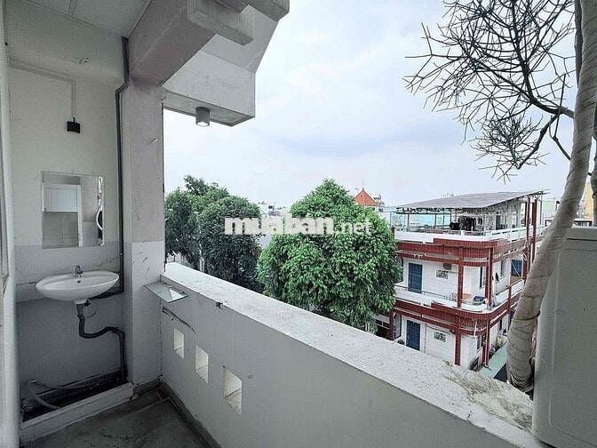 HOT CHDV NGAY ĐẦM SEN FULL NỘI THẤT MÁY GIẶC RIÊNG BAN CÔNG RIÊNG