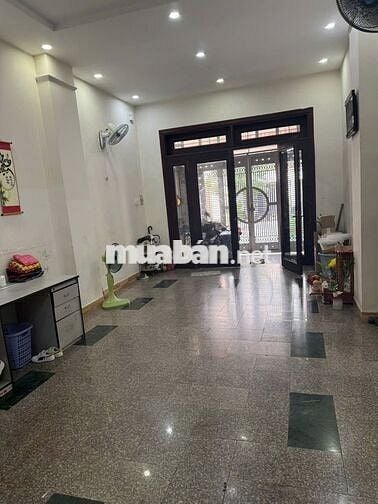 Cho thuê Tầng Trệt làm văn phòng công ty, mở lớp học thêm, kho hàng