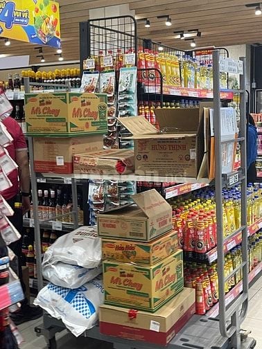 CỬA HÀNG KHO TUYỂN 6 NV NAM/NỮ - KHÔNG CẦN KINH NGHIỆM ( Đi làm ngay )