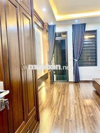 NHÀ ĐẸP LONG LANH CẦU GIẤY 42M-5 TẦNG-MT 4,2M-Ô TÔ-KINH DOANH-ĐẦU TƯ