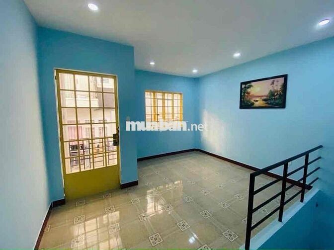 🆘🆘VỊ TRÍ ĐẸP, NGAY CHỢ PHẠM VĂN HAI, HẺM THÔNG Ô BÀN CỜ, MUA Ở CHO THU
