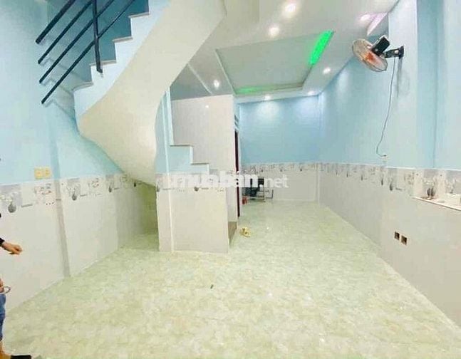 🆘🆘VỊ TRÍ ĐẸP, NGAY CHỢ PHẠM VĂN HAI, HẺM THÔNG Ô BÀN CỜ, MUA Ở CHO THU