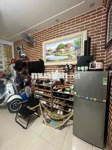 Bán nhà Quang Trung, 24m2, 2 Tầng, 2PN,Kế bên Vincom, TL