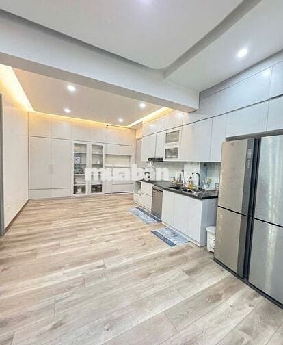 Bán chung cư HTT Tower 197 Trần Phú, Hà Đông, 132m2, 3 pn, 2 vs