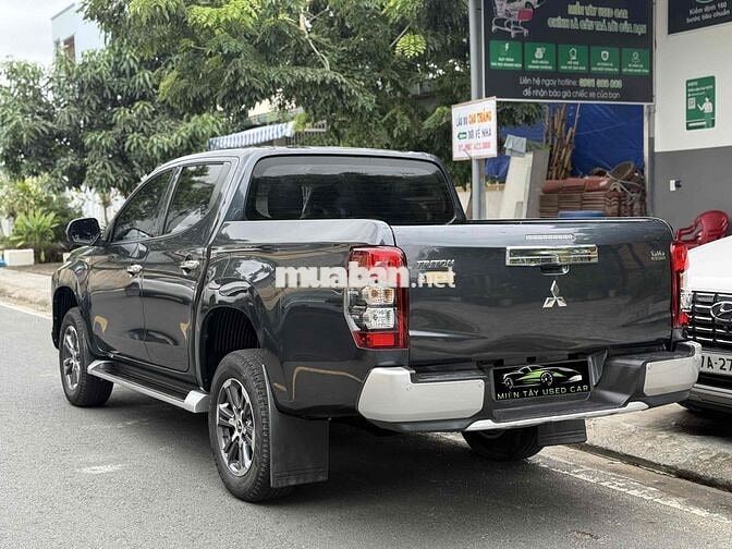 Mitsubishi Triton 2020 4x2 AT xe còn rất đẹp
