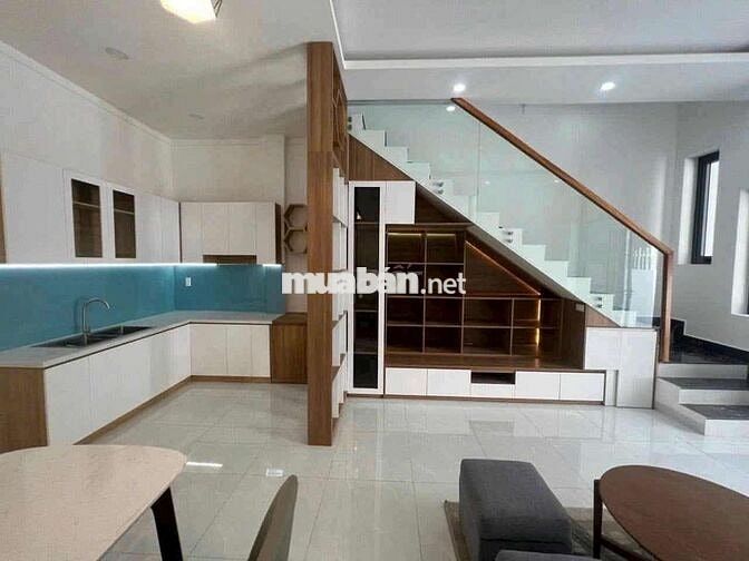 Nhà hẻm 217, Phú Hoà,DT: 5x18, thổ cư: 60, đường thông, 3PN,sân xe hơi