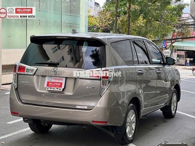 Toyota Innova 2017 2.0E - 145.000 km