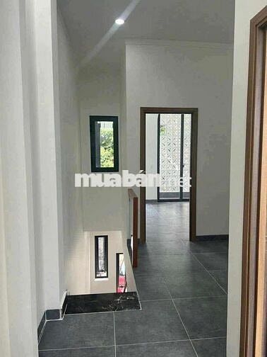 Nhà hẻm 217, Phú Hoà,DT: 5x18, thổ cư: 60, đường thông, 3PN,sân xe hơi