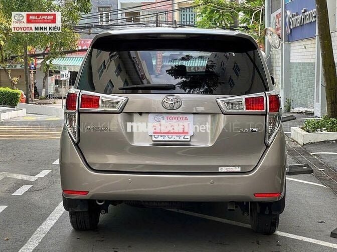 Toyota Innova 2017 2.0E - 145.000 km