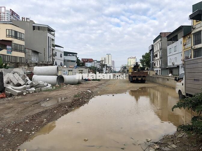 Bán đất tại Định Công, 18,9 tỷ, 98 m2 đi lại thuận tiện.