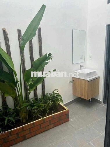 Nhà hẻm 217, Phú Hoà,DT: 5x18, thổ cư: 60, đường thông, 3PN,sân xe hơi