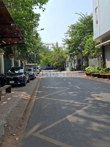 Bán nhà mặt tiền Đỗ Pháp Thuận phường An Phú Quận 2 giá 35 tỷ