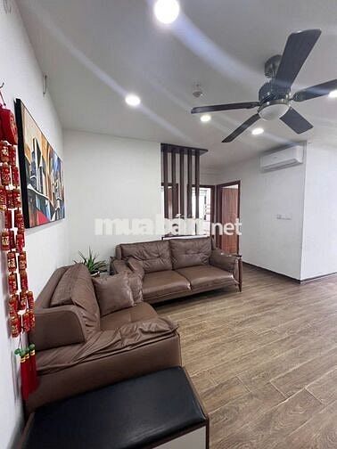 Bán chung cư FLC Star Tower Hà Đông 100m2, 3 ngủ, giá tốt