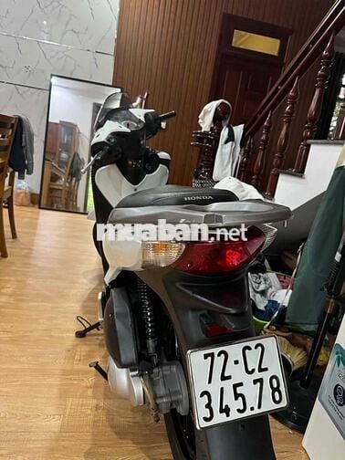 Cần bán xe sh 150cc việt kiều ý ,gd su dung it