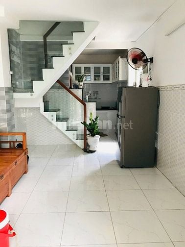 2,48tỷ Nhà Góc 2 mt hẻm cao lỗ 2pn Đúc bê tông SHR