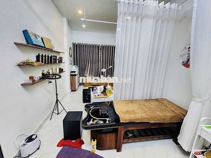 Bán nhà Phúc Tân , dân xây 4 tầng, 16m2, 4.95 tỷ