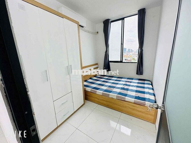 Căn hộ 2PN + 1PN ban công - 50m2 - ngay Ngã Tư Hàng Xanh