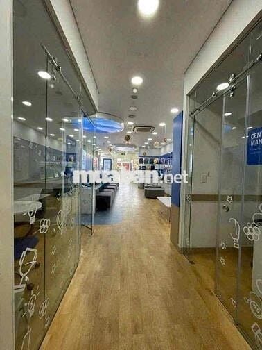 Toà Nhà Trục Chính căn Góc Gần Ngã 6. 1 trệt 4 lầu có thang máy , pccc