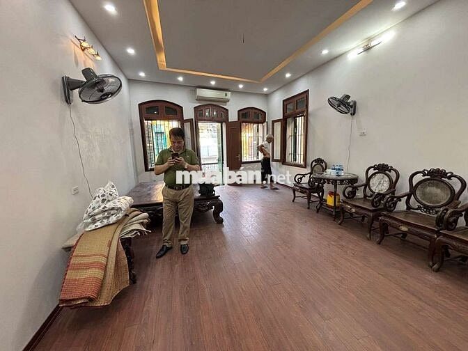 TẬP THỂ PHỐ HỒNG PHÚC  -TRUNG TÂM HOÀN KIẾM - 6 TỶ