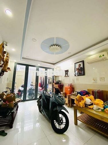 XE HƠI NGỦ TRONG NHÀ - Bình Thạnh - 4 Tầng - Sát Q1
