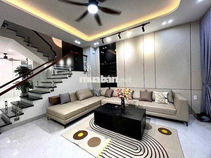 Bán nhà vip đông nam Hoà xuân vip