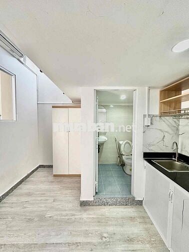 CHDV, Phòng trọ có gác Full nội thất, đi bộ qua đại học kinh Tế UEH
