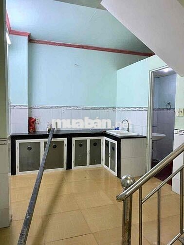 Cho thuê nhà đối diện Gigamal,/Kha vạn cân,p.HBC 2pn 2vs giá 7tr
