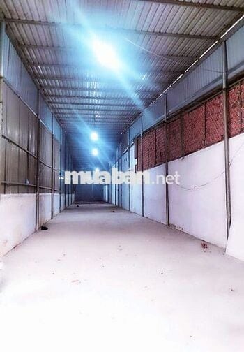 Xưởng 220m2 -- Trần Văn Mười - XTĐ - Hóc Môn