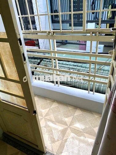 Cho thuê nhà đối diện Gigamal,/Kha vạn cân,p.HBC 2pn 2vs giá 7tr