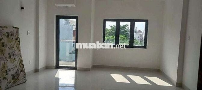 Nhà phố đẹp 5m x 20m. 3 tầng Khu biệt thự Phú Nhuận Lê Thị Riêng