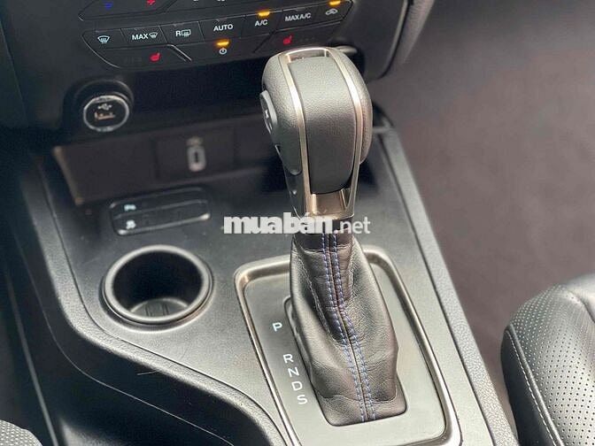 Ford Everest 2019 Titanium 2.0L AT 4x2 - 830000 km