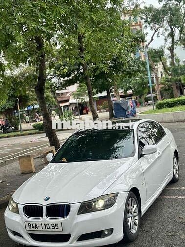 BMW 3 Series 2010 320i - chính chủ uỷ quyền