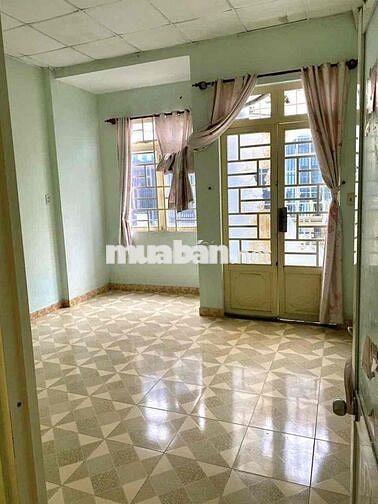 Cho thuê nhà đối diện Gigamal,/Kha vạn cân,p.HBC 2pn 2vs giá 7tr