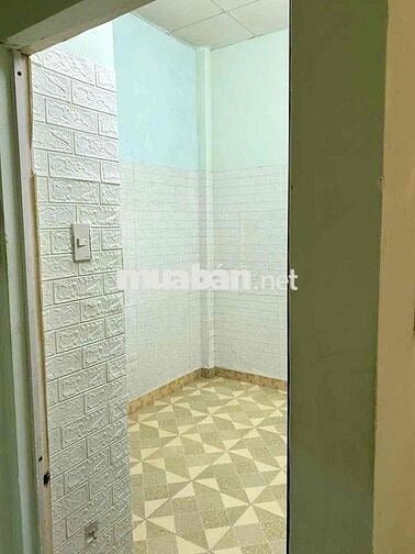 Cho thuê nhà đối diện Gigamal,/Kha vạn cân,p.HBC 2pn 2vs giá 7tr